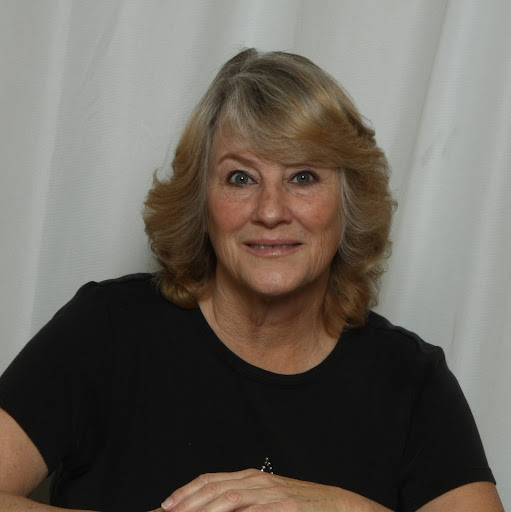 Mary Strickland Photo 16