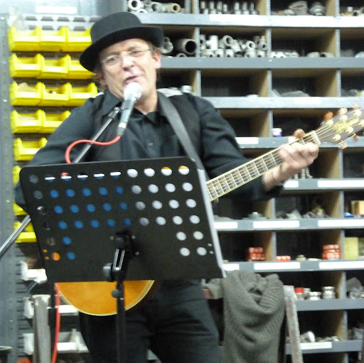 Stewart Ross Photo 14