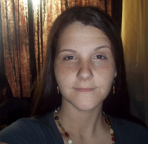Catherine Hale Photo 13