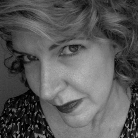 Elizabeth Chase Photo 27