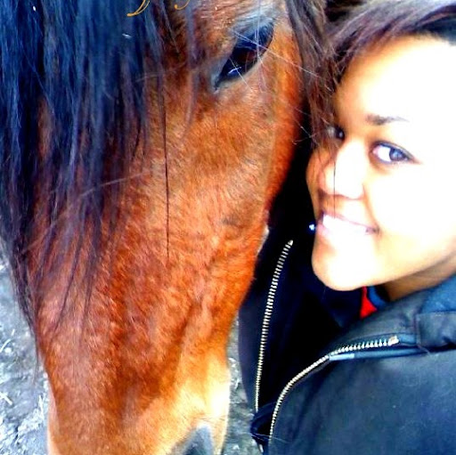 Erin Roberts Photo 31