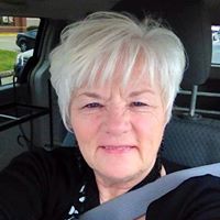 Penny Lyons Photo 13