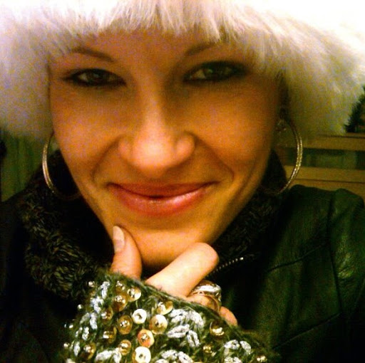 Anna Waters Photo 35