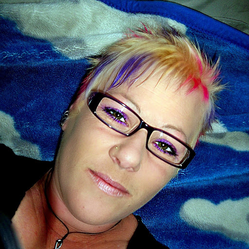 Tracey Ellis Photo 39