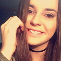 Sara Hiller Photo 12