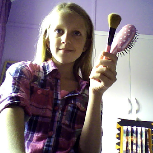 Lauren Armstrong Photo 11