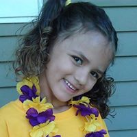 Christina Davies Photo 17