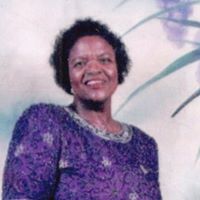 Evelyn Clark Photo 17