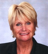 Christine Howard Photo 1