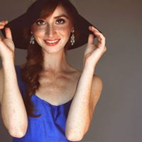 Elizabeth Henderson Photo 36