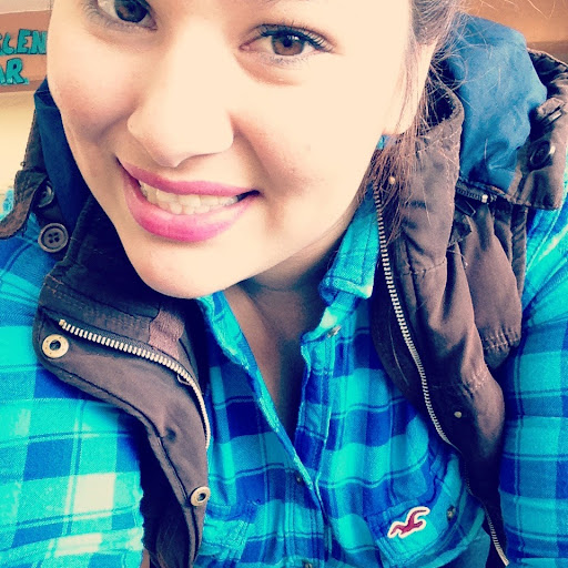 Helen Acevedo Photo 21