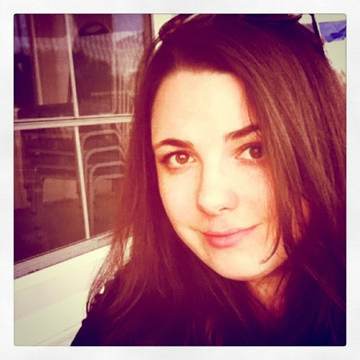 Elizabeth Murphy Photo 43