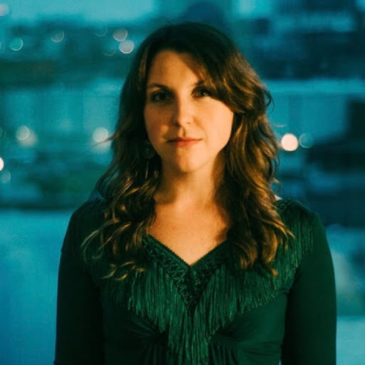 Caroline Spence Photo 29