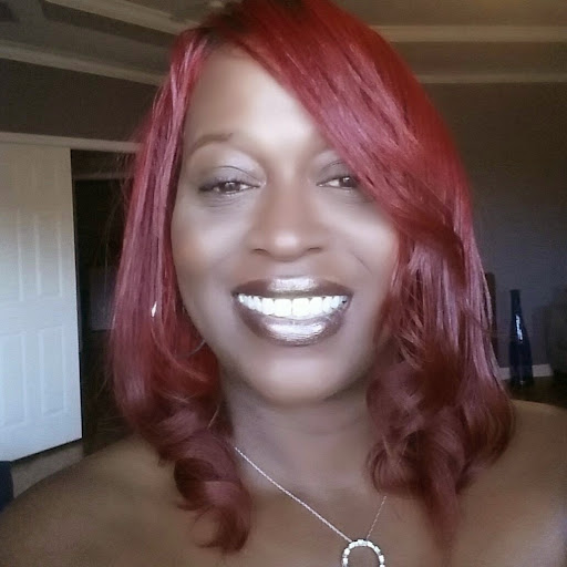 Stephanie Leslie Photo 35