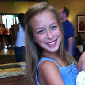 Kelly Connelly Photo 34