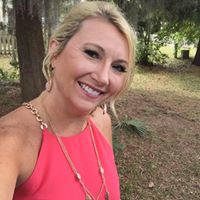 Michelle Spires Photo 15