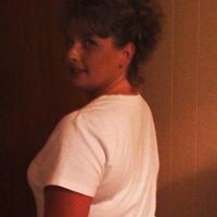 Christina Bennett Photo 21