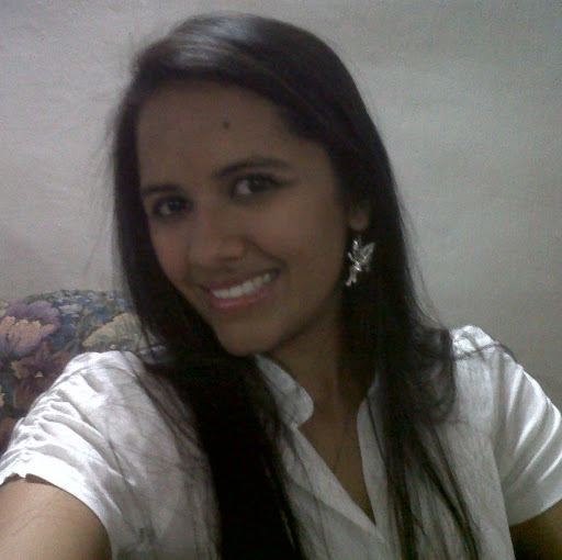 Julia Villanueva Photo 32