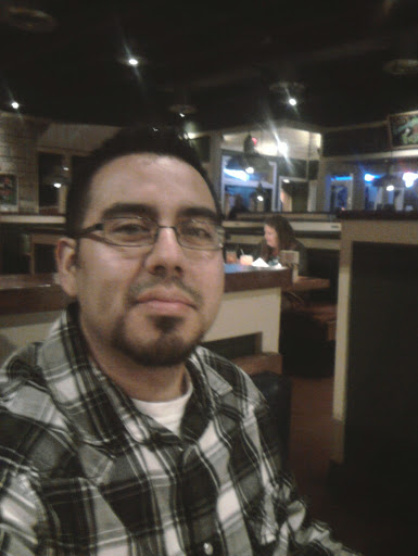 Daniel Valdez Photo 21