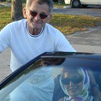 Julie Perlman Photo 7