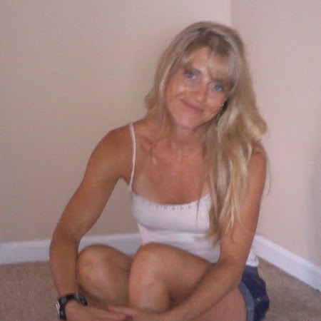 Alexandra Cole Photo 12