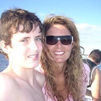 Julie Lucas Photo 20