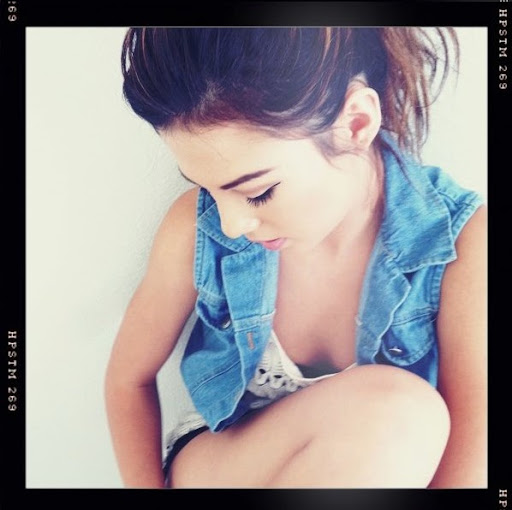 Jasmin Gonzalez Photo 10