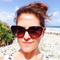Joanna Henderson Photo 36