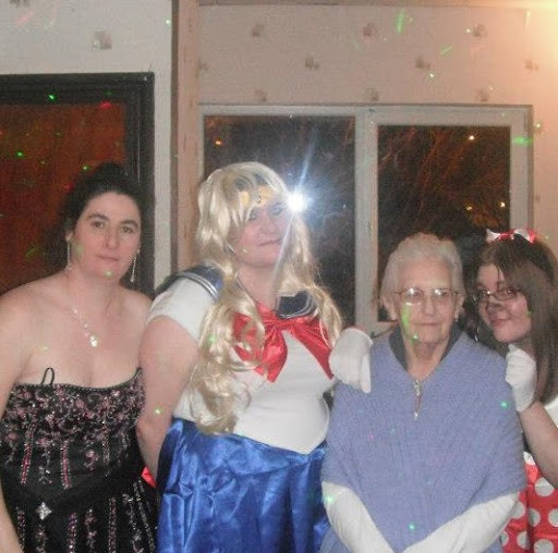 Sarah Frederick Photo 41