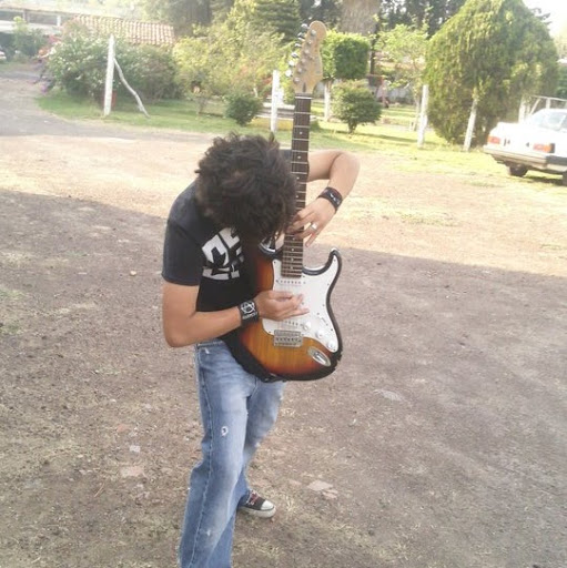 Ricardo Juarez Photo 15