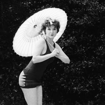 Paula Livingston Photo 29