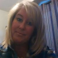 Carolyn Walsh Photo 23