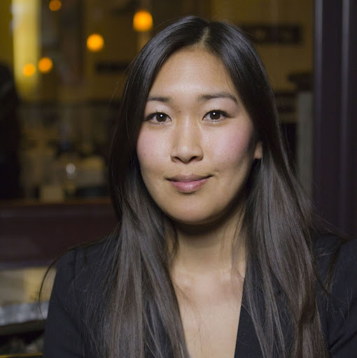 Lisa Luong Photo 6