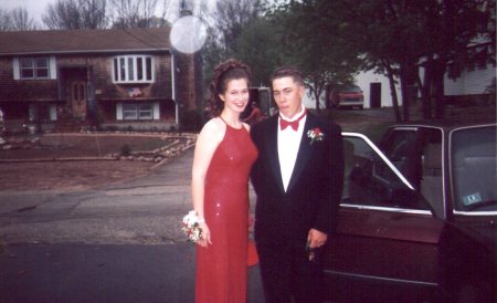 Jessica Lloyd Photo 32