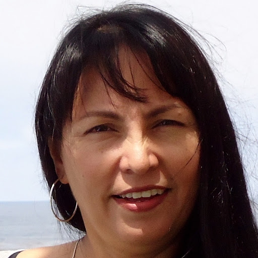 Alicia Gonzalez Photo 14