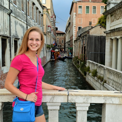 Jennifer Stallard Photo 4