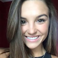 Carly Benjamin Photo 3