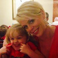 Julie Ferraro Photo 23