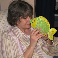 Lisa Devine Photo 14