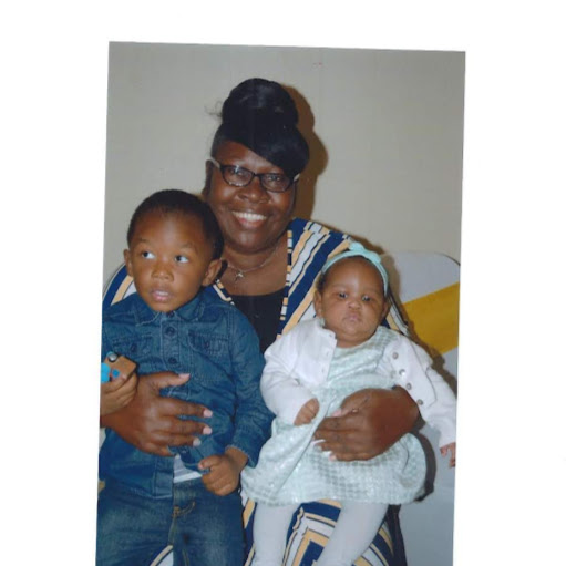 Pamela Howard Photo 19