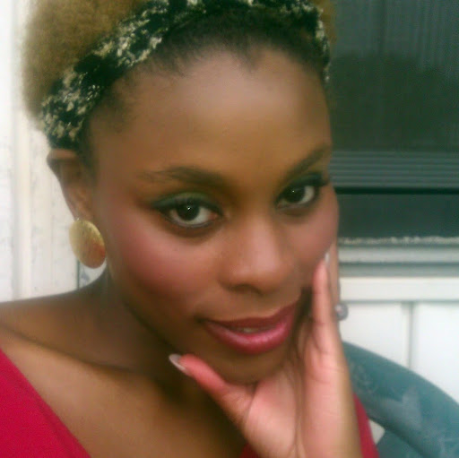 Candice Nicholson Photo 14
