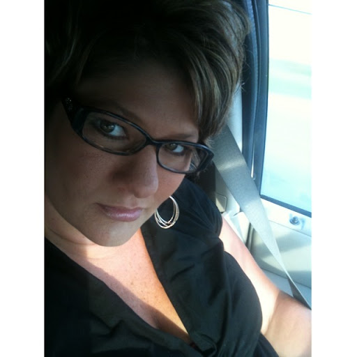 Carrie Simpson Photo 13