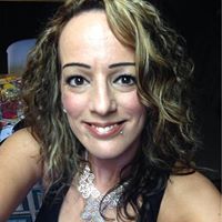 April Richey Photo 7