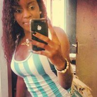 Elizabeth Stephany Photo 7