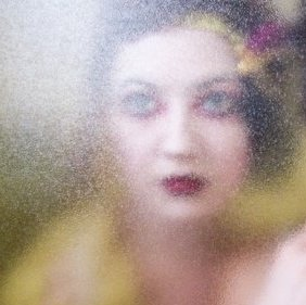 Alexis Maxwell Photo 27