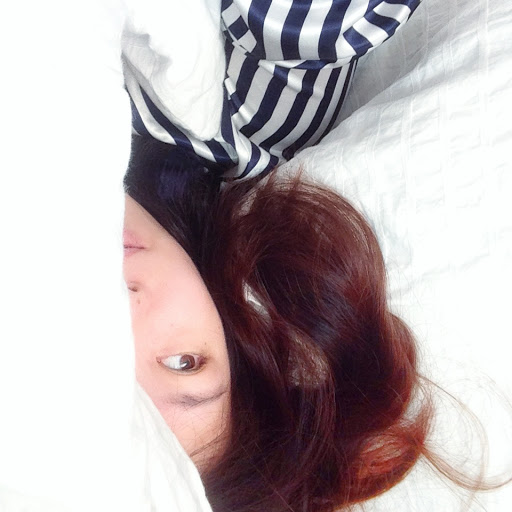 Claudia Lee Photo 33