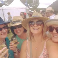 Vicki Brookes Photo 12