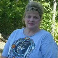 Connie Wolfe Photo 22