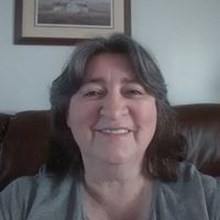 Emily Lewis Photo 44