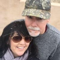 Laura Hudson Photo 11